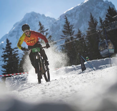 Snow, Wind, No Problem: Why Cycling Goggles Are Essential for Winter Rides